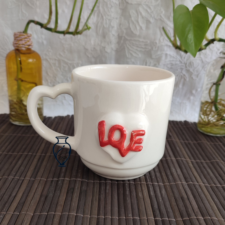 ماگ نقش برجسته love- ماگ سرامیکی دستساز