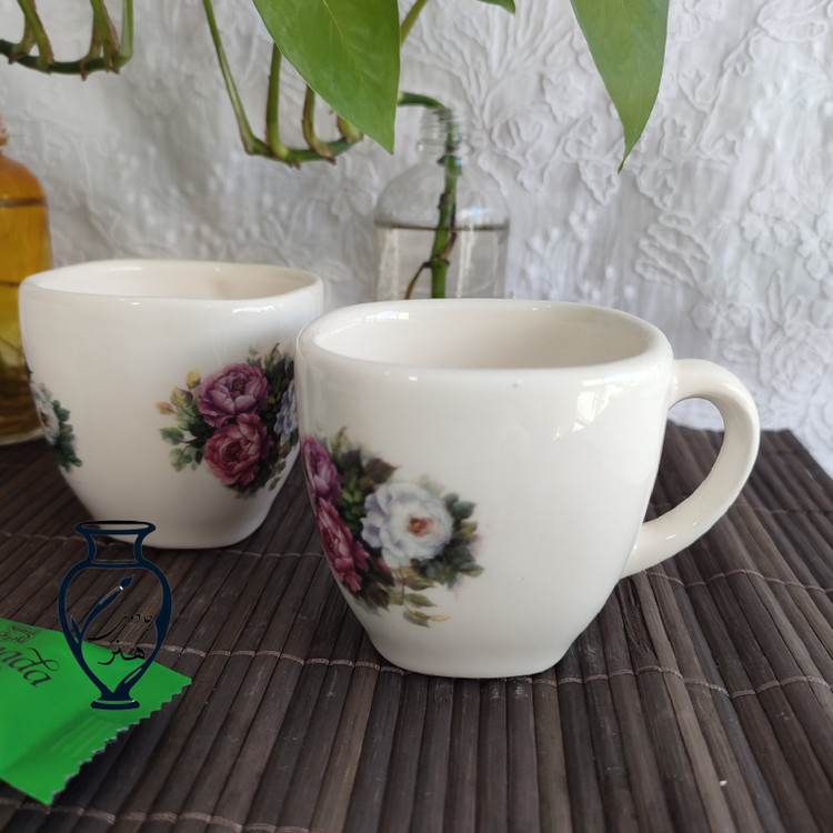 فنجان سرامیکی گل رز صورتی _ فنجان دستساز سرامیکی گل رز صورتی سفید