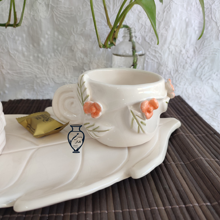 سرویس چایخوری سرامیک دستساز دفرمه-سرویس چایخوری یک نفره(سینی،فنجان،قندان)